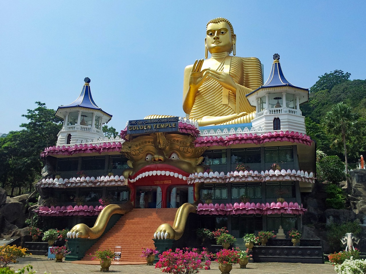 Sigiriya - Dambulla - Matale - Nalanda Gedige - Kandy