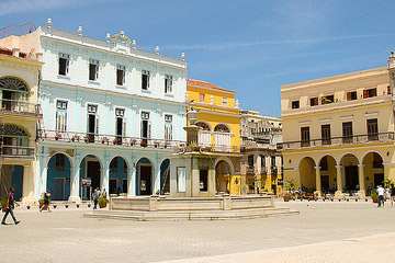 plaza-vieja-havane.jpg
